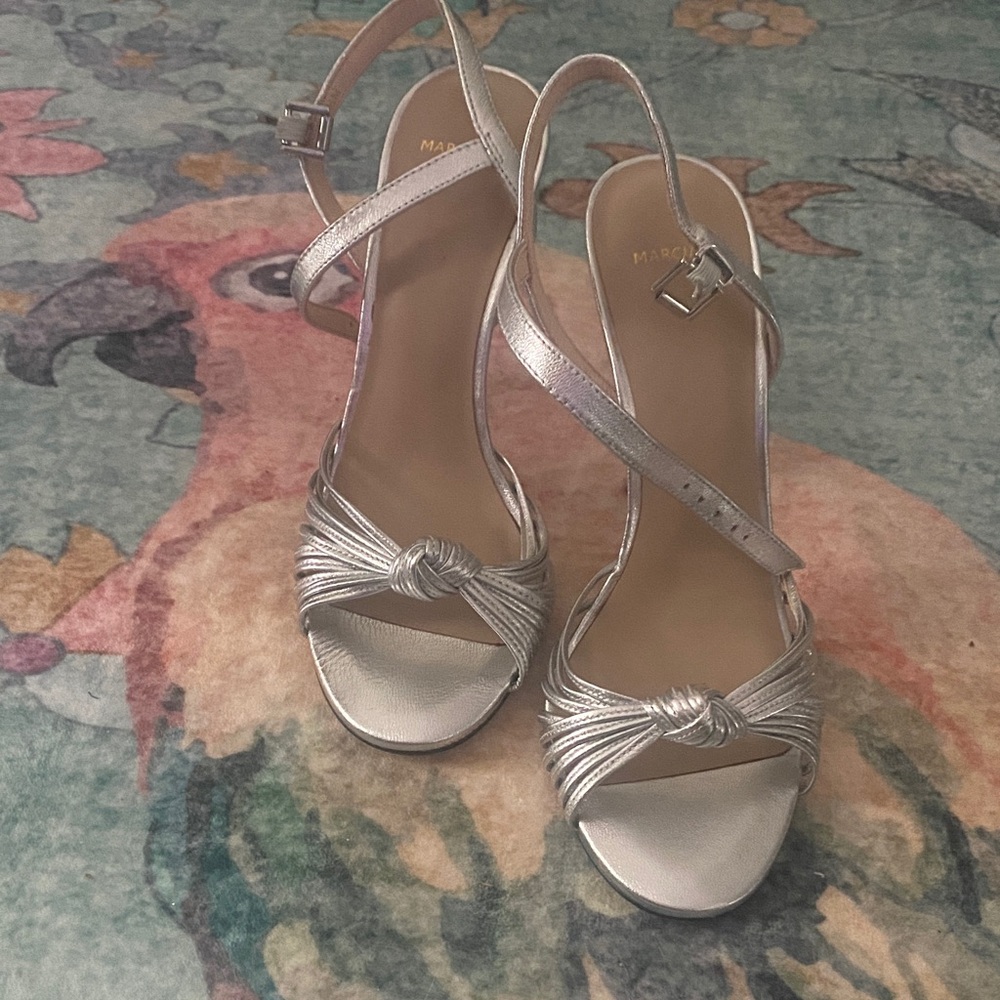 Elegant Silver Strappy Sandals size 6.5